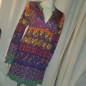 Beautiful flowy vintage style dress